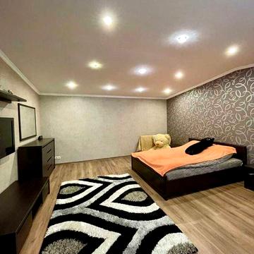 Продам 2 этажный дом| Ремонт| Новые коммуникации| Стабилизатор| Гараж