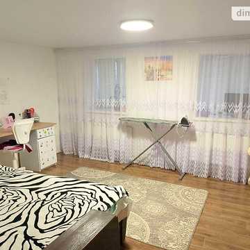 Продаж 2к Дім вулиця Романа Шухевича