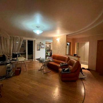 Здам Центр 3кім квартира Січових Стрільців 90Д