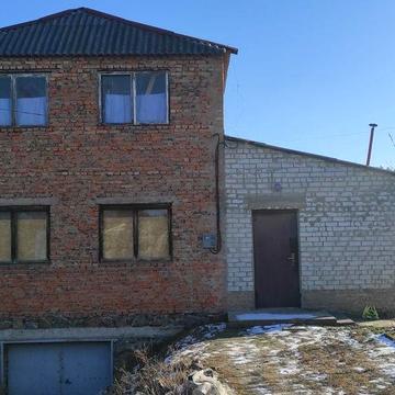 Продаж 2 поверхового будинку