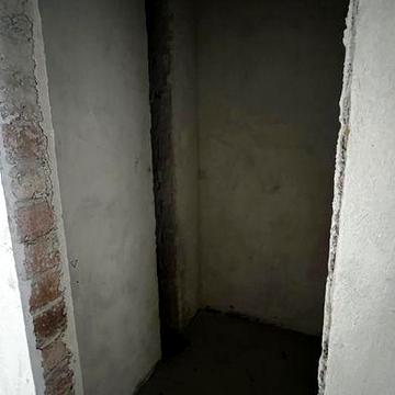 Продам 2х кімнану ,без ремонту. Супер ціна!