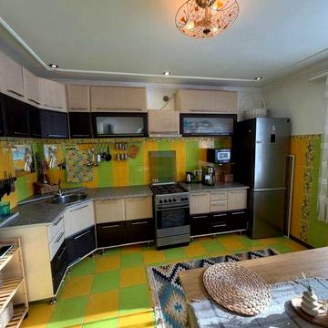 Продам простору,затишну квартиру