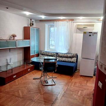 Сдам 2-ком кв. Н. Алексеенко