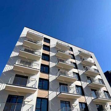 Продається 2 кімнатна квартира на Коновальця