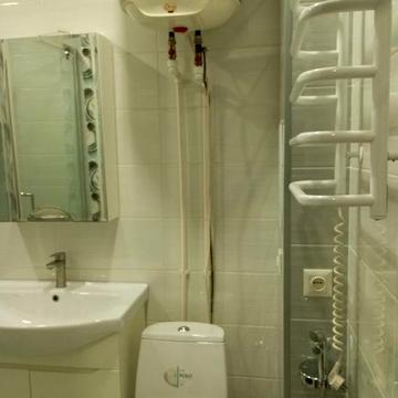 Продам 1 комнатную квартиру 2 этаж 9 этажного дома ,,Чешка"Крес ЖК Уют