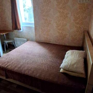 Сдам  1-ком. Косвенная /  Разумовская. Можно на короткий срок.