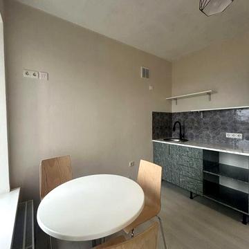 Перша квартира з ремонтом для життя чи оренди! Гостомель!