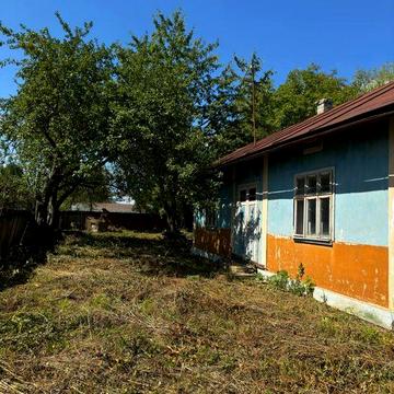 Продаж будинку для бізнесу також для сонячних батарей !