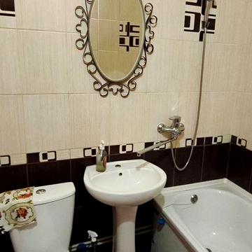 2х кімнатна на Петропавлівський 1 поверх