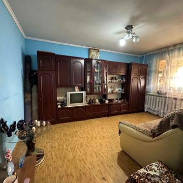 2-х кімнатна квартира на Південно-Кільцевій низ