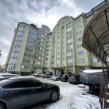 Продаж в центрі 2 км велика квартира 74м2