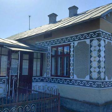 Затишний будинок з усіма вигодами під дачу за 60 км від Львова