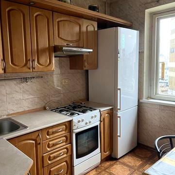 Оренда 2к квартири Троєщина Милославська