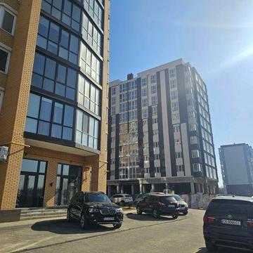 Продаж новобудови Чернівці ЖК Кришталеве Озеро