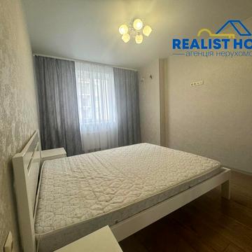 Машинобудівників, 27