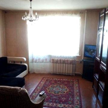 1кім квартира на вул Віталія Блажка(Махачкалинська)