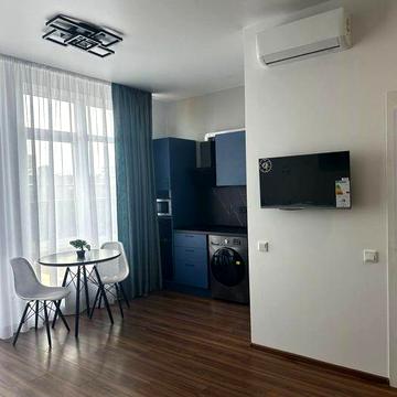 Аренда, Пространство на Донского, студия с террасой