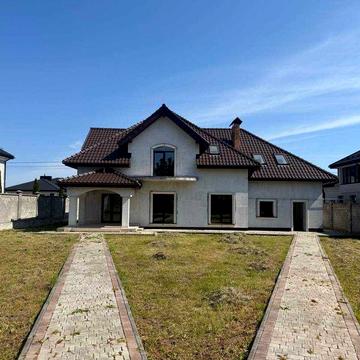 Продаж нового будинку в Рівному