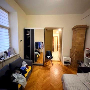 Продаж 1 кімнатної квартири 28.1 біля оперного театру.