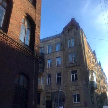 Оренда 3 кімнатної квартири Центр, Церква Анни