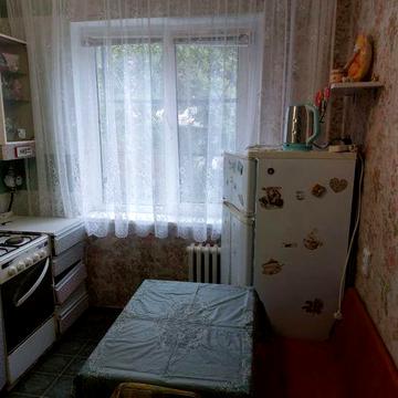 Хозяйка. Продается 2х комнатная квартира на Покрышева 45, 2й Таврическ