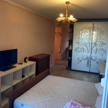 Сдам 1 кв Одесская 5000 гр.