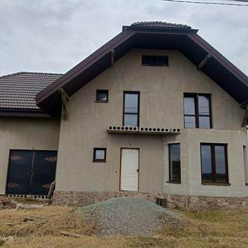 Житловий будинок з якісних матеріалів