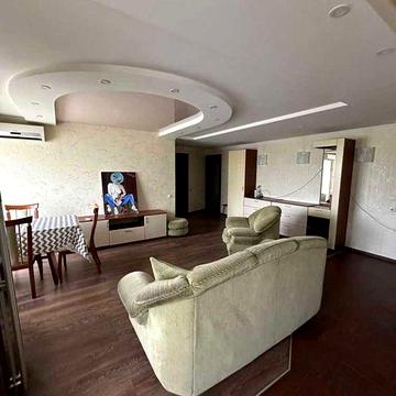 Сдаётся 3х комнатная квартира на Красном Камне , 6