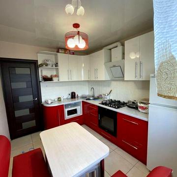 Продаж 2-х квартири Василя Стуса