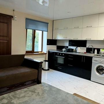 Оренда 2 к.кв. Соломʼянський район, Єреванська, Севастопольська площа