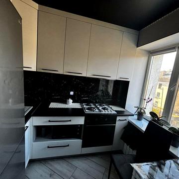 Продам 2х кімнатну квартиру