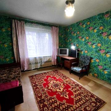 Продам 2к чешку на Тополе, всё рядом: рынок, Варус, транспорт