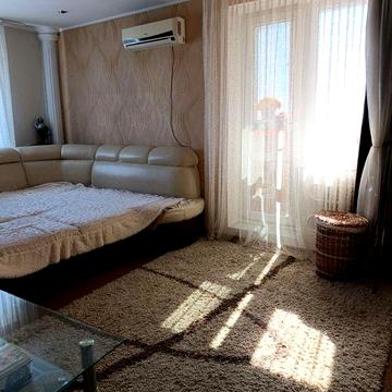 Продам 2-х кімнатну квартиру р-н Здоровя