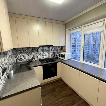 Терміново! 3кімн квартира Івасюка 9 Оболонь, Мінська