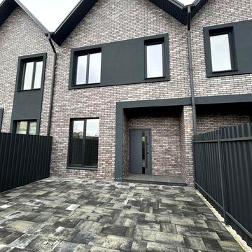 Ваш таунхаус вже готовий до ремонту і проживання в центрі Гостомеля!