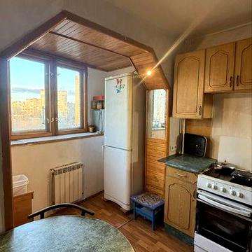 Продаж 3-кім. квартири на Виноградарі, пр. Г. Гонгадзе 9 а!