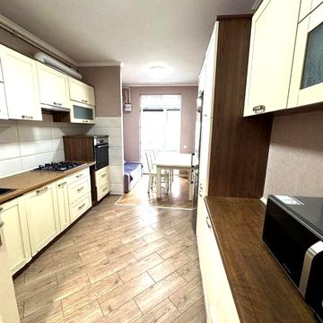 Квартира 2к (ізол.). Власник (без комісії) . Довгострокова оренда.