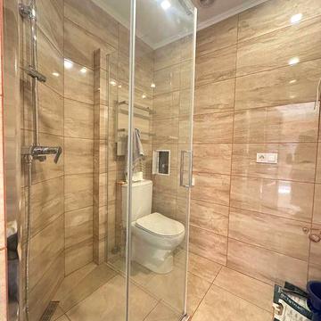 Продається 2-кімнатна квартира з шикарним виглядом на Старе місто