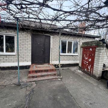 Продам будинок поблизу міста!