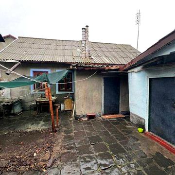 Продам самостоятельный газифицированный дом  на Слободке