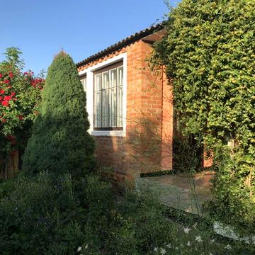 Продається будинок з меблями