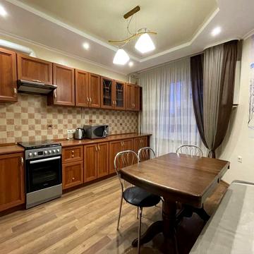 Оренда 2-о кім. квартири район ТРЦ ПортСіті, вул. Липинського!