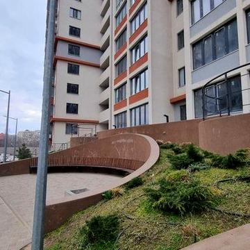 2-комнатная квартира на Днепродороге в сданном доме