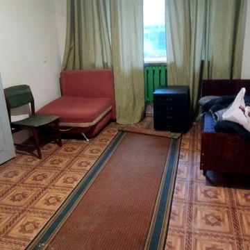 Сдам 1 кв ул.Костанаевская ,   10 мин. ходьбы метро Димеевская.