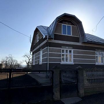 Продам будинок з земельною ділянкою в с. Суховерхів