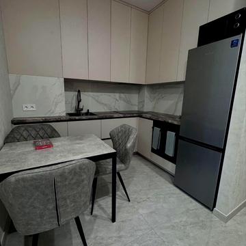 Карантинна вул., 22