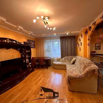 4-кімнатна квартира  9 мкрн  з автономкою!