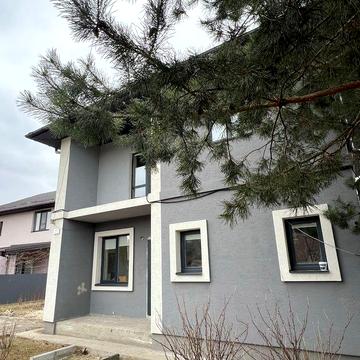 Будинок з частковим ремонтом в Білогородці