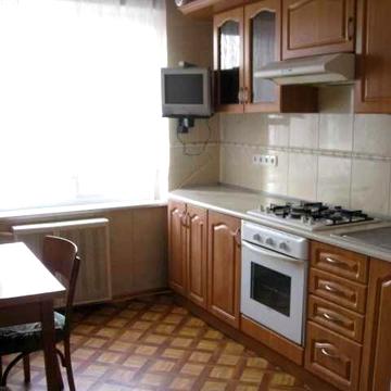 Здам 2х кімн. Ильфа и Петрова