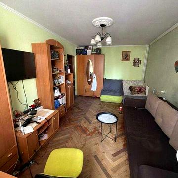 Продаж 1 кімнатної квартири в цегляному будинку по вул.Кошиця